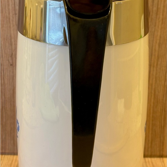 Vintage Corning Ware Cornflower Blue 10-Cup Coffee Percolator - Picture 4 of 16